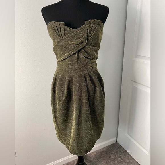 H&M Dresses & Skirts - ✨ H&M Strapless Metallic Gold Cocktail Dress l Poshmark
